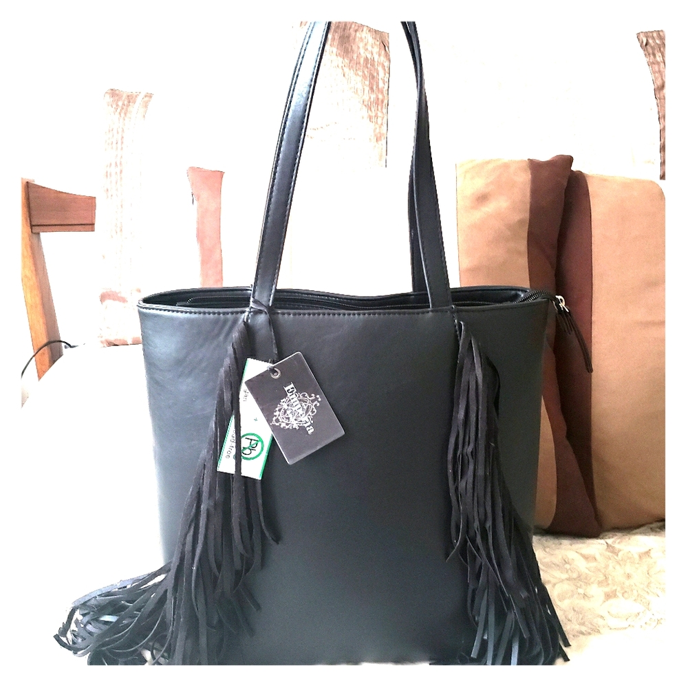 Fringe Detail Hobo Style Bag